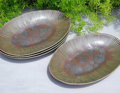 生徒作品　織部しのぎ楕円皿