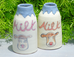 生徒作品/置物　花器にもなる牛乳瓶