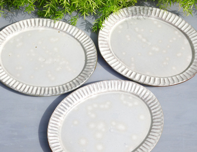 生徒作品　しのぎ楕円リム皿