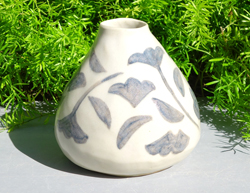 体験作品　草花文花器