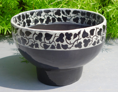 生徒作品　花文取り鉢