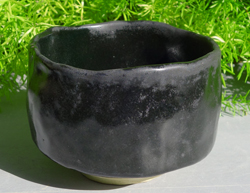 体験作品　黒織部抹茶碗